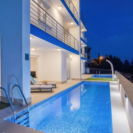 Elea Apartmán Novi Vinodolski