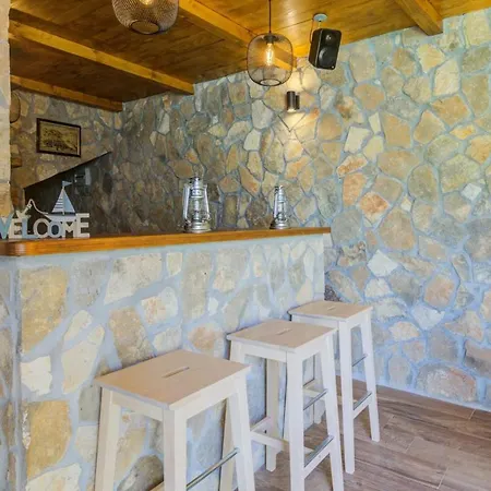 Elea Apartmán *