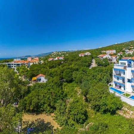 Elea Novi Vinodolski