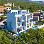 Elea 아파트 *