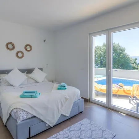 Elea Apartman Novi Vinodolski