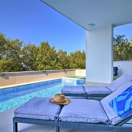 Elea Apartman Novi Vinodolski