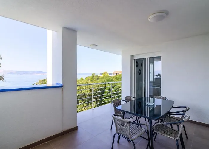 Elea * Novi Vinodolski