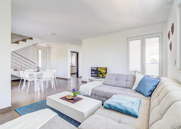 Elea Apartament Novi Vinodolski